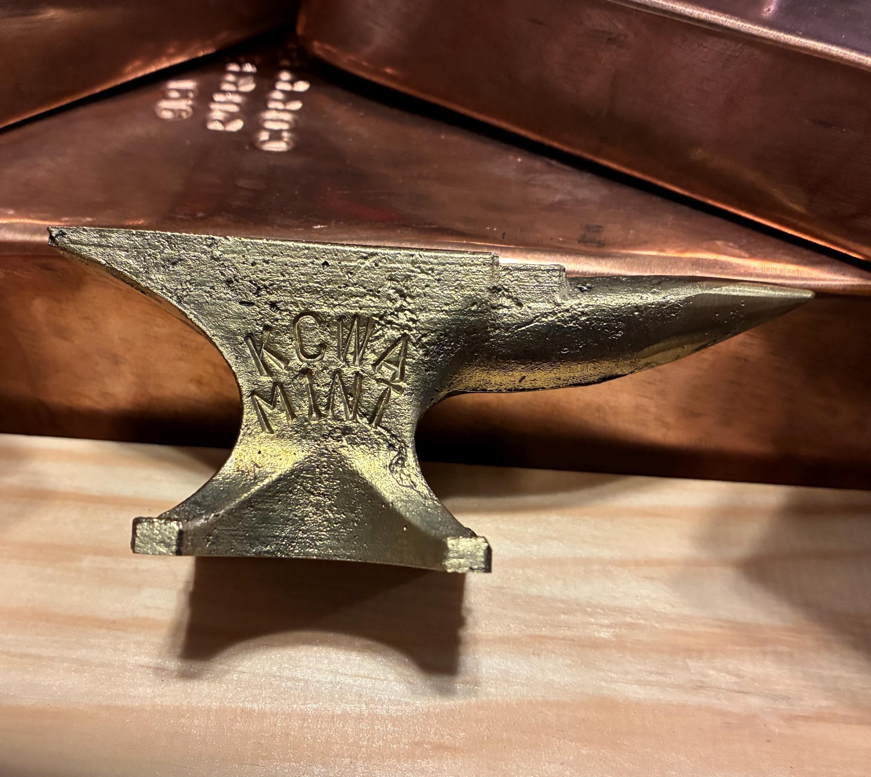 Small Vintage Anvil - Etsy