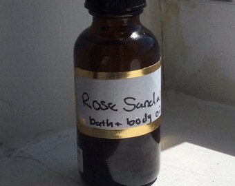 Bodyolie rozen sandelhout vooraf bestellen