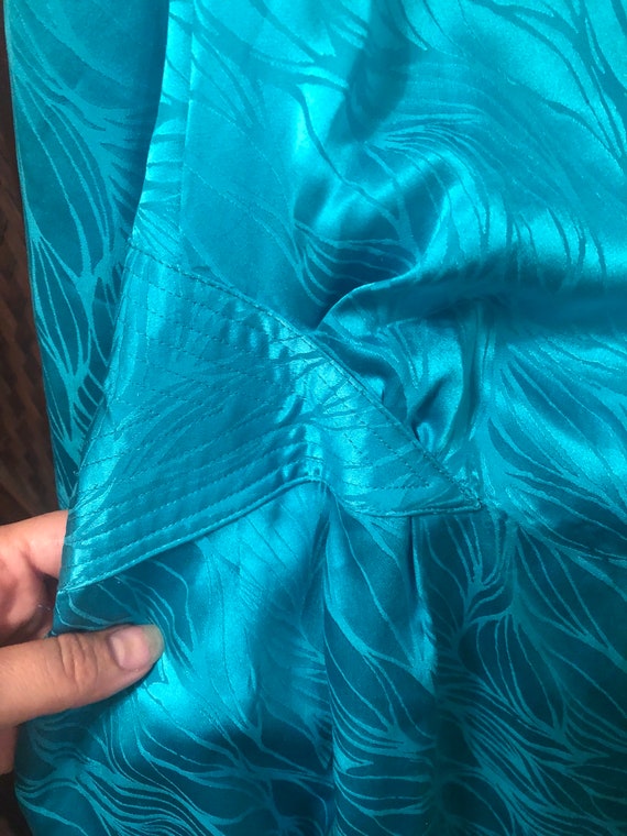Blue vintage 80s silk dress knee length - image 3