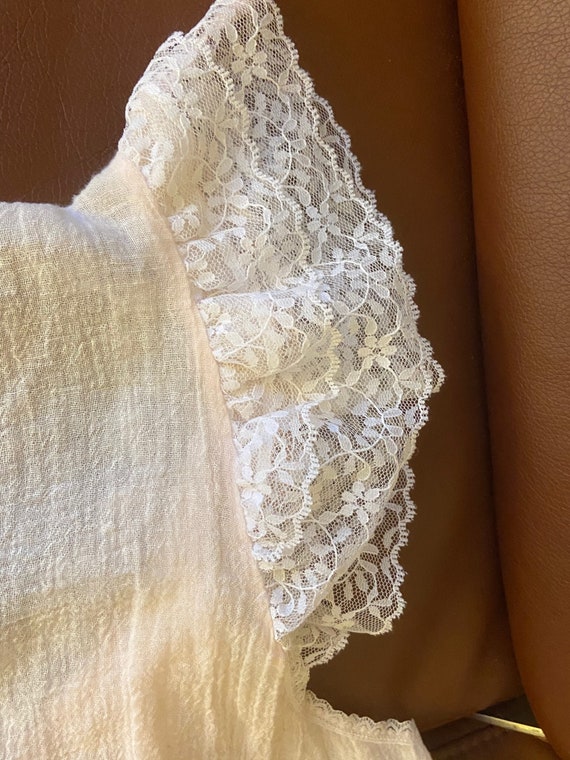 1970s to Early 1980s Crinkle Lace Trim Collar Nig… - image 6