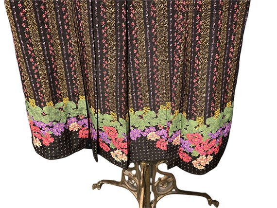 Vintage Floral Print Pleated Skirt Below The Knee… - image 3
