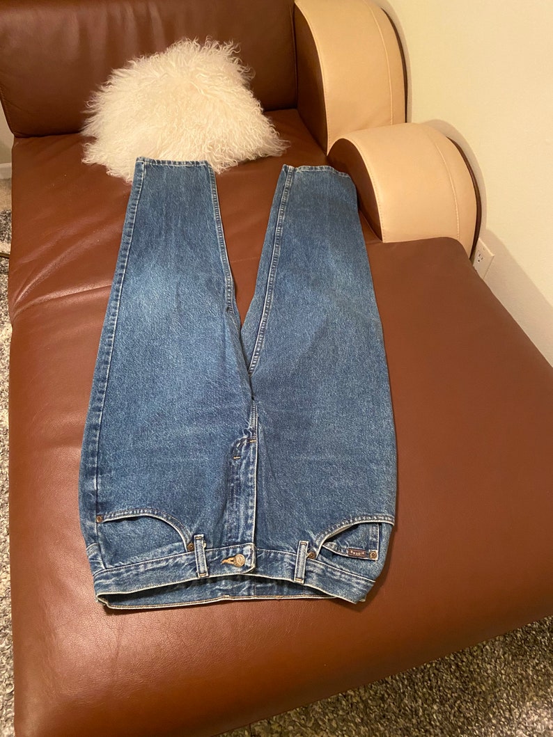 90s Vintage Lee Riders High Waisted Jeans size 29 waist image 2