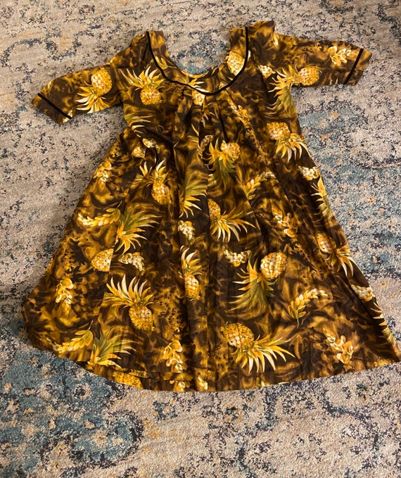 1950s Vintage Kamehameha Pineapple Print Dress Si… - image 5