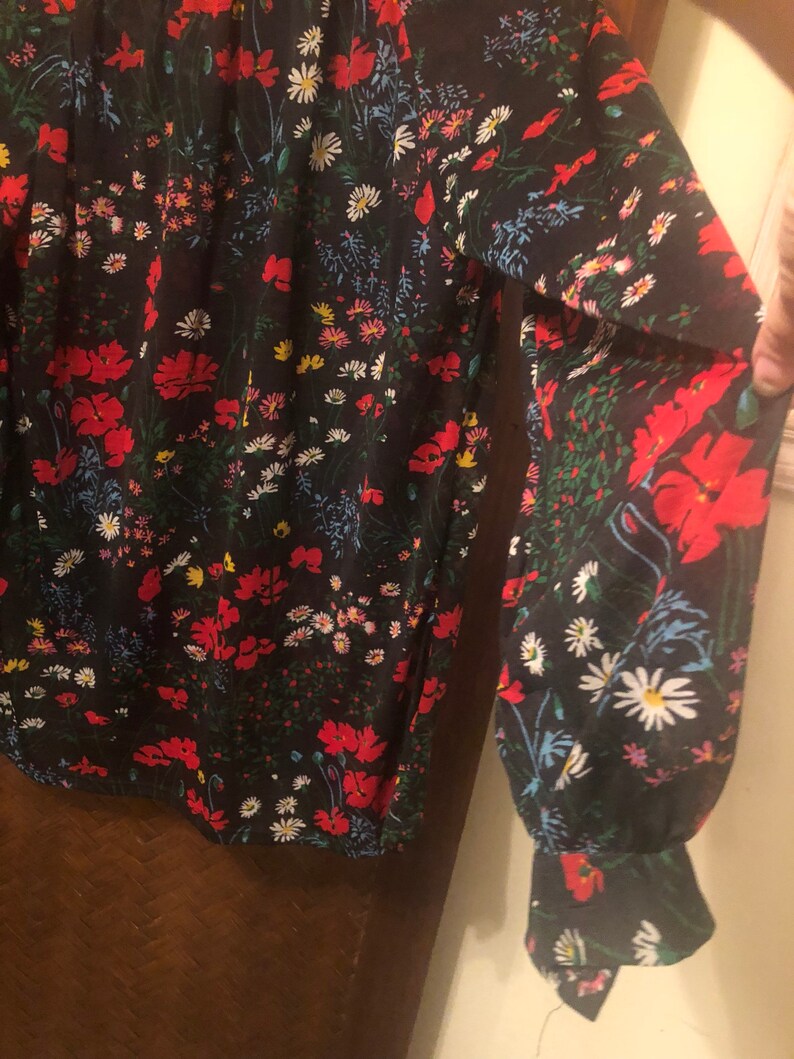 60s vintage top size medium