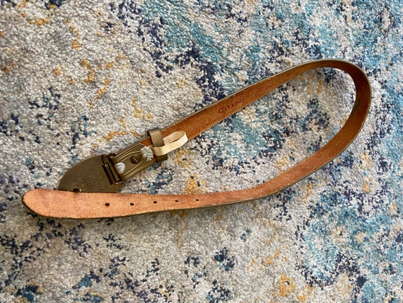 1978 Vintage Hand Painted Leather Belt With Brass… - image 7