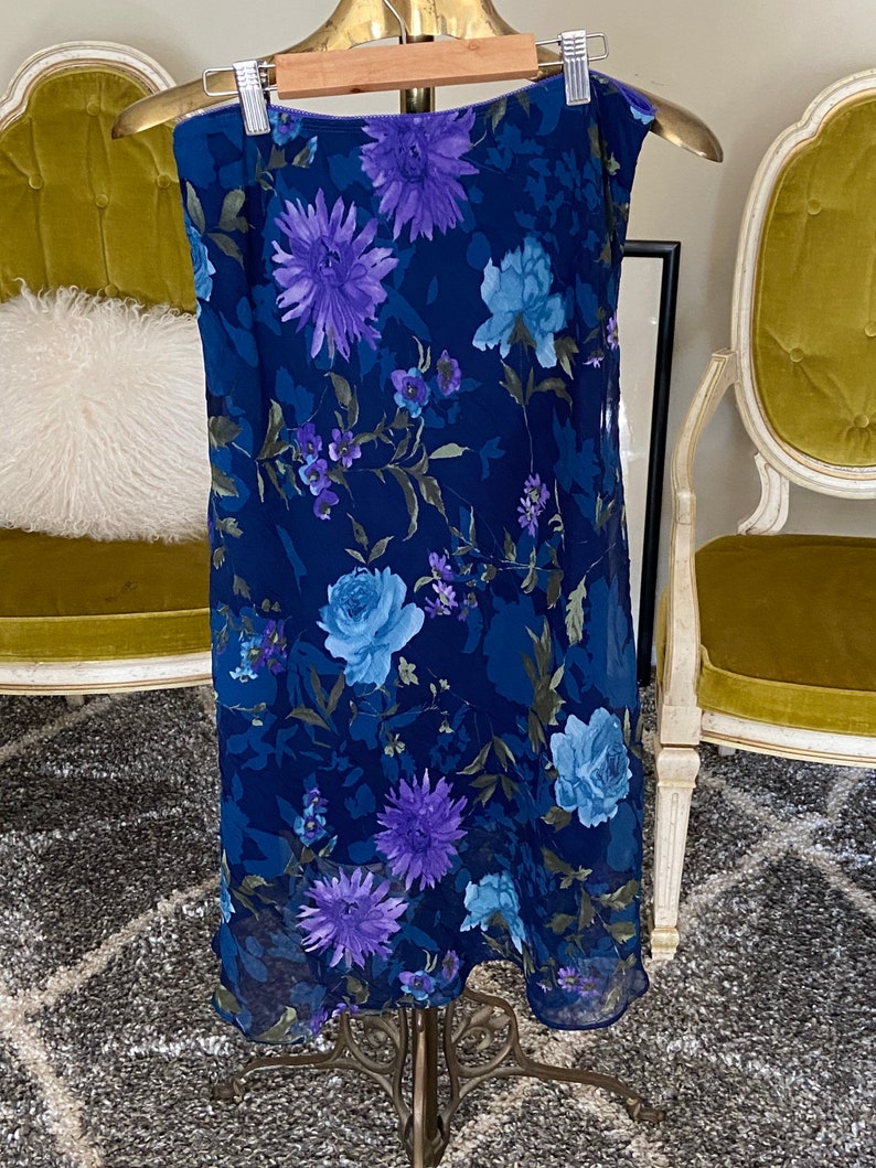 90s Vintage Blue Floral Print Midi Skirt By Ady Gluck-Frankel For Necessary Objects Vintage Size Large Modern Size Medium image 7