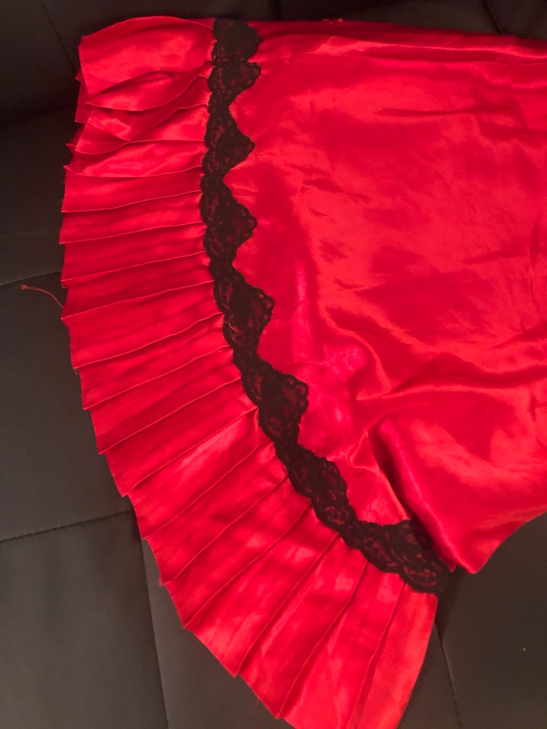 1980s Gold Tag Victoria/'s Secret Red Nightie Size Small