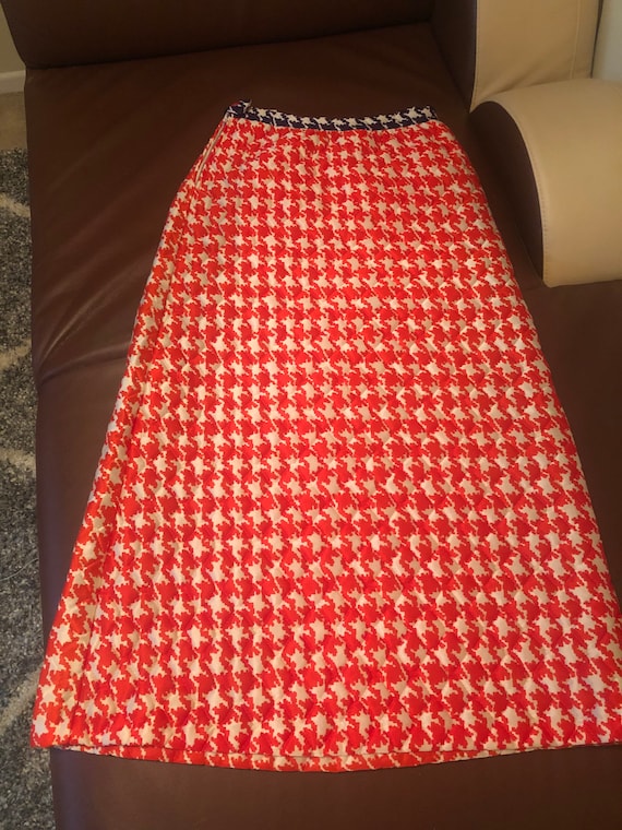 60s Vintage Quilted Houndstooth Red, Blue & White 
