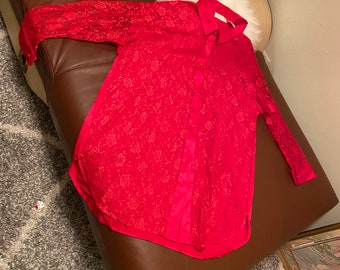 80er Jahre Vintage Victoria’s Secret Gold Label Button Down Red Lace Nachthemd Größe small