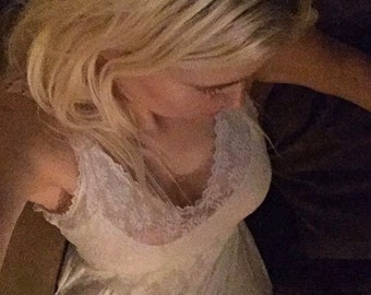 80s White Lace Vintage Slip Dress or Nightgown