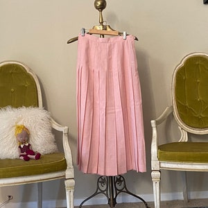 1950s Vintage Pink Pleated Midi Skirt Marked A Vintage Size 9/10 Modern Size Medium