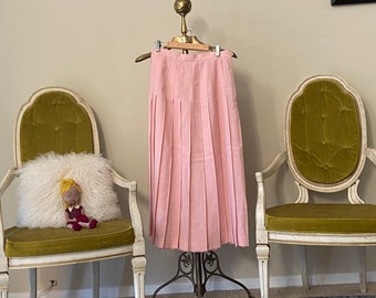 1950s Vintage Pink Pleated Midi Skirt Marked A Vintage Size 9/10 Modern Size Medium
