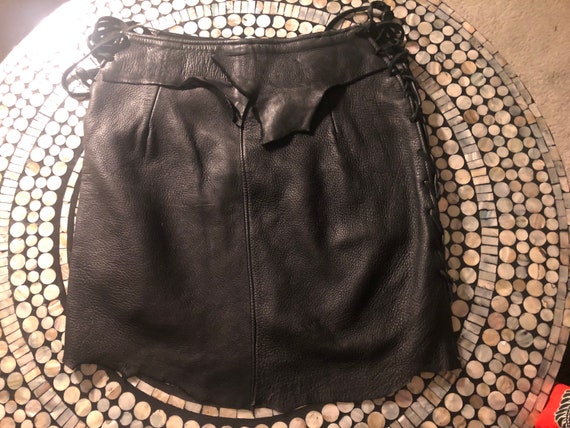 Handmade High Waisted Black Leather Skirt with Le… - image 4