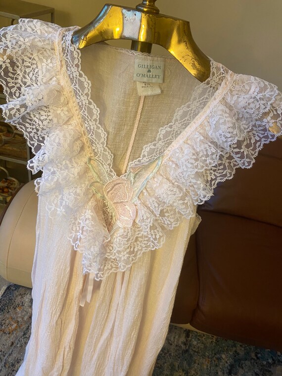 1970s to Early 1980s Crinkle Lace Trim Collar Nig… - image 8