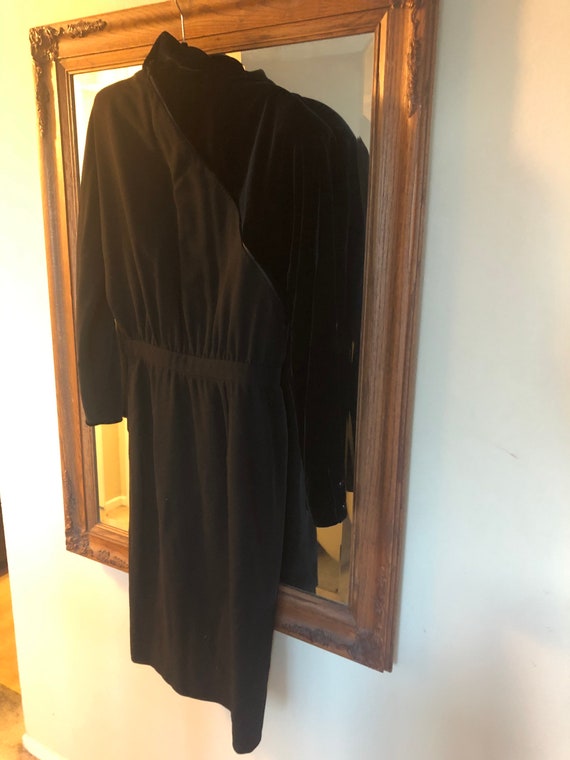 80s Vintage Black Valentino Dress With 1940s style - image 7