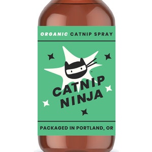 Organic Catnip Spray 2oz image 2