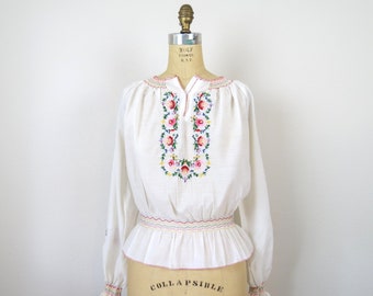 Vintage 1970s embroidered blouse floral Hungarian style peasant style peplum size medium