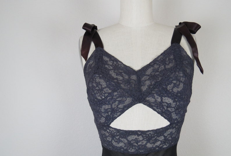 size xs peignoir Vintage 40s nightgown 1940s black negligee