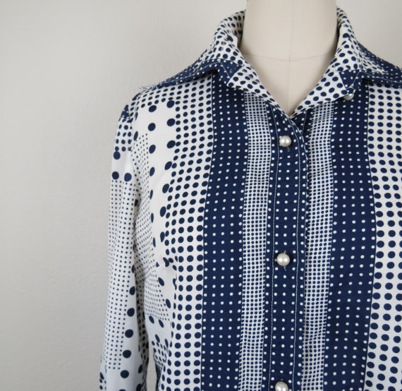 Vintage 1970s blouse, top, dagger collar, polka d… - image 2