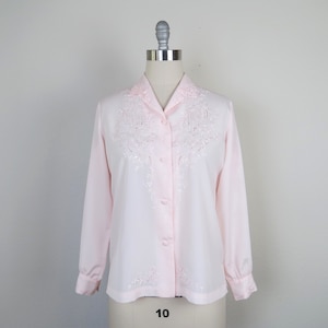 Vintage silk blouse, 1970s, Chinese embroidered, size large, 40" bust