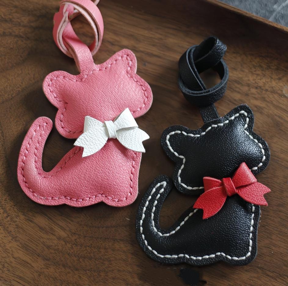 Loewe Keyring - Etsy