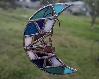 Vitrail lune bleu et blanc