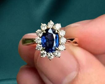 Blauwe saffier vrouwen verlovingsring, ovaal geslepen saffier 14K vergulde ring, diamanten halo ring, geboortesteen september ring, belofte ring