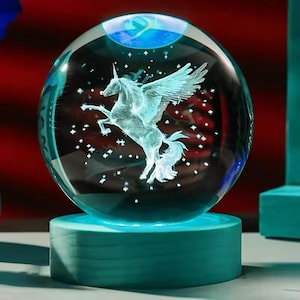 3D Pegasus Crystal Ball Night Light, Laser Engraved Unicorn Crystal Sphere with LED Light Base, Fantasy Bedroom Decor, Mythical Gift