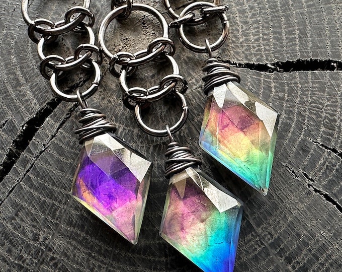 Color Changing Mood Necklace, Mini Quartz Crystal Pendant, Alt Goth Witchy Gemstone Jewelry, 90's Grunge Whimsigoth Aesthetic