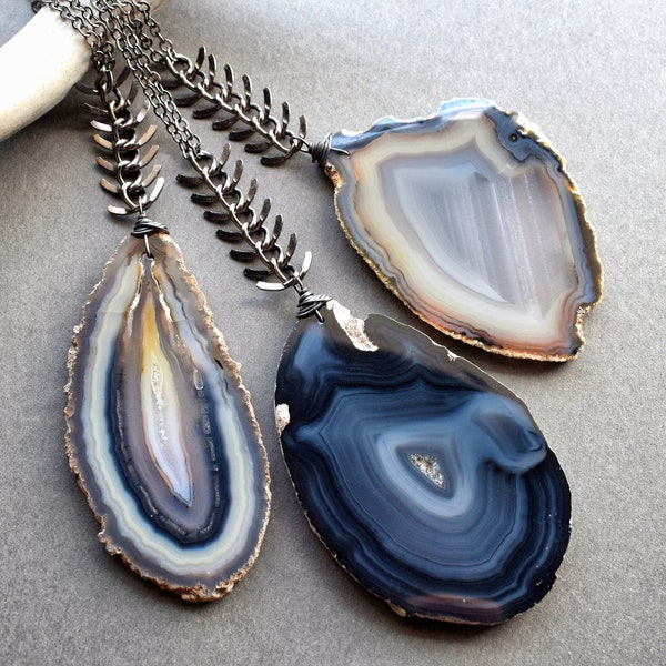 Large Agate Slice Necklace - Gothic Agate Necklace- Big Gemstone Statement Necklace- Witch Jewelry - Natural Stone Necklace - Stone Jewelry