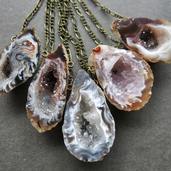 Oco Geode Necklace - Raw Stone Jewelry - Geode Jewelry - Raw Stone Necklace - Geode Pendant - Natural Stone Pendant - Druzy Necklace