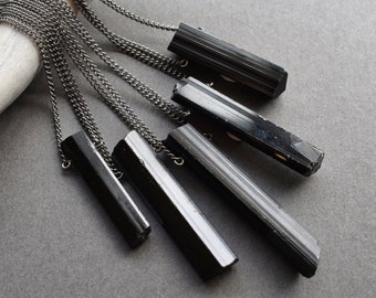 Black Tourmaline Necklace, Raw Crystal Necklace, Empath Protection Necklace, Gothic Pagan Witchy Necklace, Tourmaline Pendant, Goth Jewelry