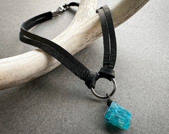 Blue Apatite Choker Necklace, Dainty Black Leather Goth Choker with Raw Crystal, Boho Witchy Gemstone Jewelry, Wiccan Pagan Whimsigoth