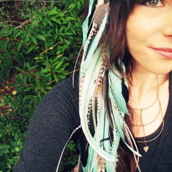 Feather Headpiece / Long Hair Feathers / Feather Extension Hair Clip / Headdress Hairpiece Hair Falls / Aqua Feather Accessories / BACKORDER