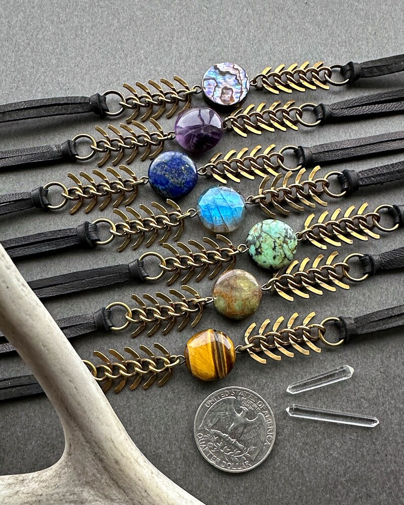 Häxig Abalone Shell Choker Halsband, Gotisk Svart Läder Ryggkedja Halsband, Alt Goth Smycken bild 9