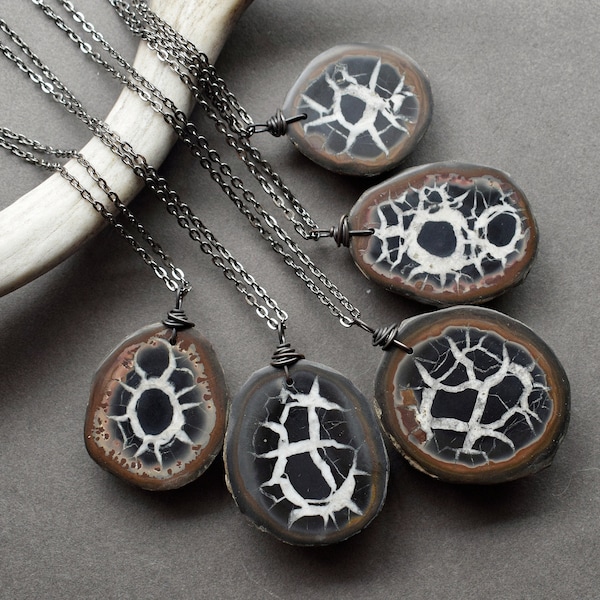 Septarian Stone Necklace - Semi Raw Stone Necklace - Witch Necklace - Natural Stone Jewelry - Septaria Talisman Necklace - Gothic Jewelry