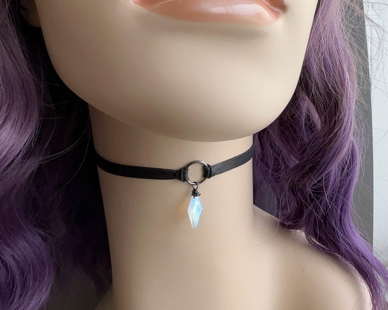 Mini Mondstein Choker Halskette, Mondstein Choker Halsband, Mondstein Choker Halsband, Choker Halsband für Frauen, Gothic Halsband, Kristall Choker, Halsband Bild 12