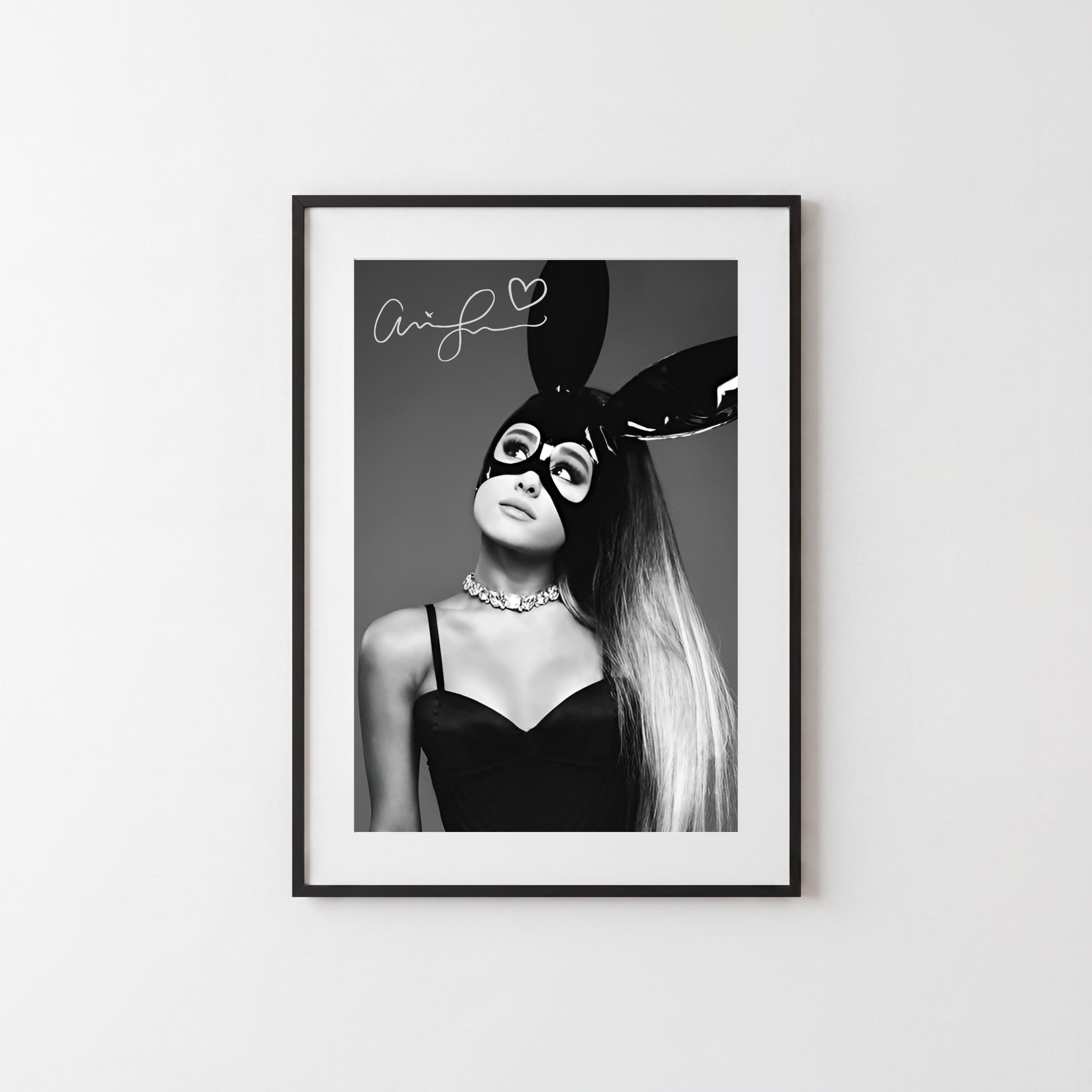 Ariana grande signed - Etsy 日本