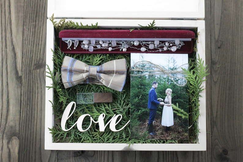 Personalized Wood Wedding Box Wedding Gift Wedding Favour Etsy