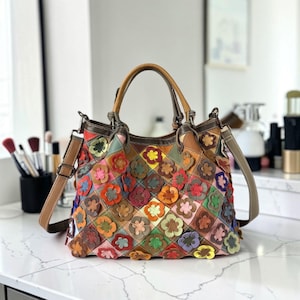 Borsa a mano in vera pelle con patchwork colorato – Borsa a tracolla in vera pelle con fiore 3D realizzata a mano, borsa da donna unica, regalo