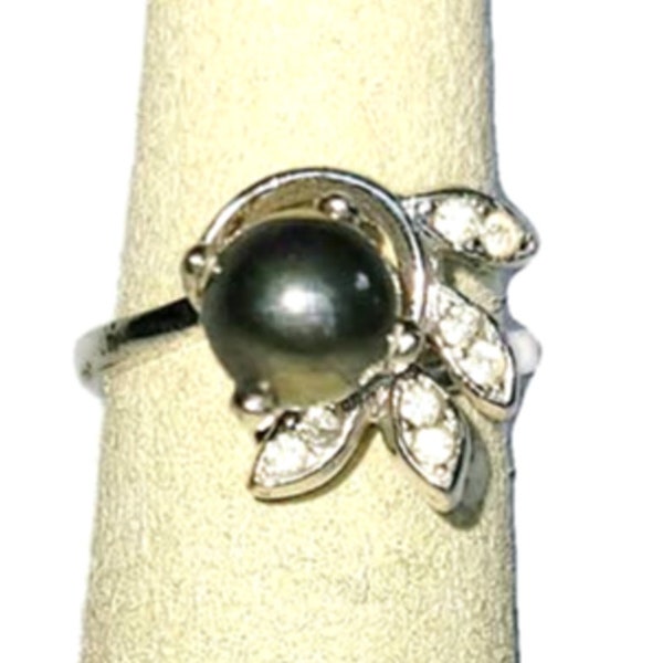 Vintage jewelry, Vintage ring, Black pearl, Rhinestones, 18K HGE, Size 5, Fashion ring, Statement ring, Silver tone, Prong set