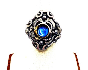 Vintage ring, Adjustable ring, Fashion Ring, Antiqued silver, Blue stone