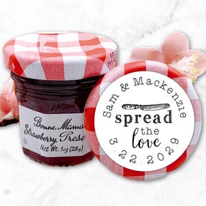 Jam Favor Labels - Mini Stickers for Wedding or Party - 1.5 inch Spread the Love, mini jam jar tags for guest gifts, bulk preserves favors