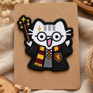 Wizard Cat Patch, Magic School Embroidered Patch, Cute Fantasy Cat Applique immagine 3