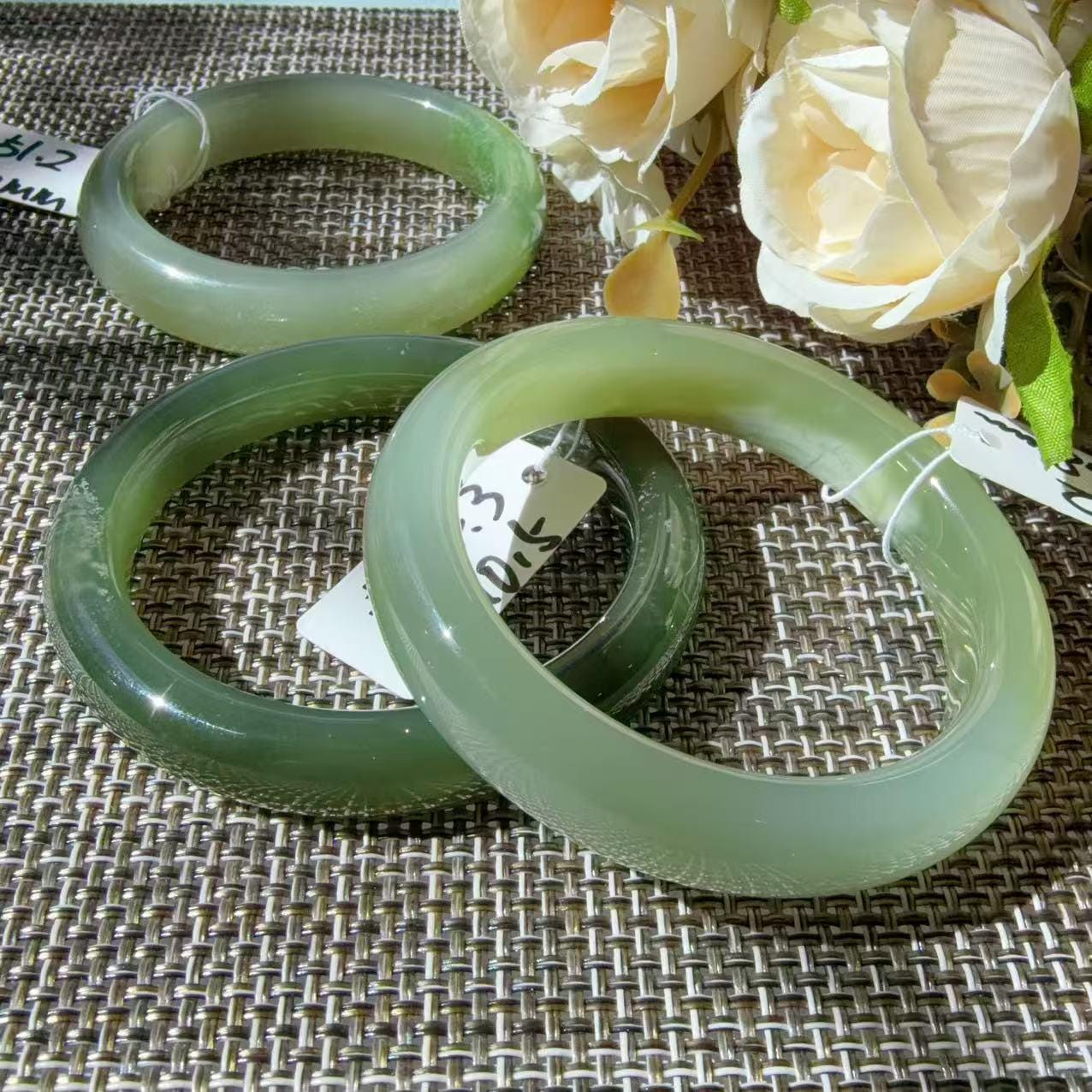 本物の翡翠のバングル - Etsy 日本