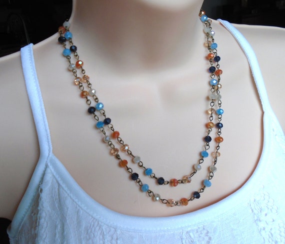 MIXED CRYSTALS BEADED Necklace, Blue Navy Cream Peach