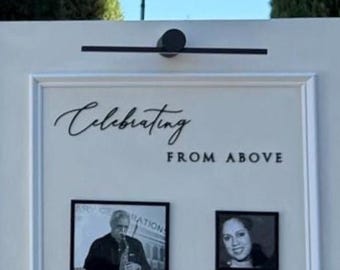 Adesivo de acrílico recortado "Celebrando de cima" para placa comemorativa de casamento