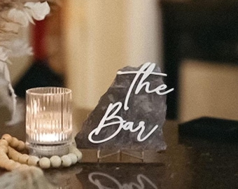 Letreros de boda para bar, pequeños, delgados y modernos, con recortes cursivos; acrílico