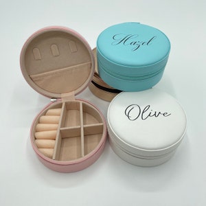 Custom printed jewelry box, personalized name bridesmaid gift