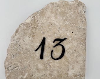 Conjunto de recortes de números modernos de 2 polegadas, com cola inclusa.